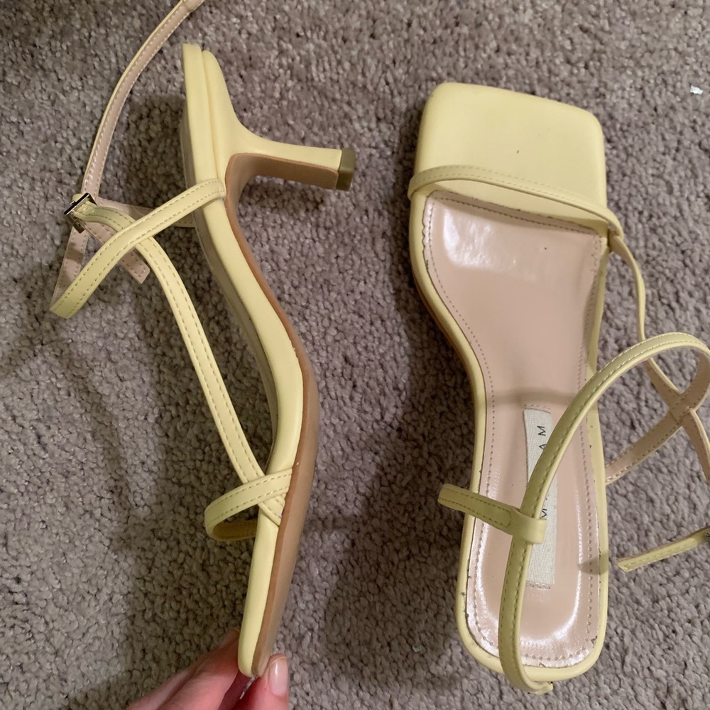 Yellow sandals size 37
